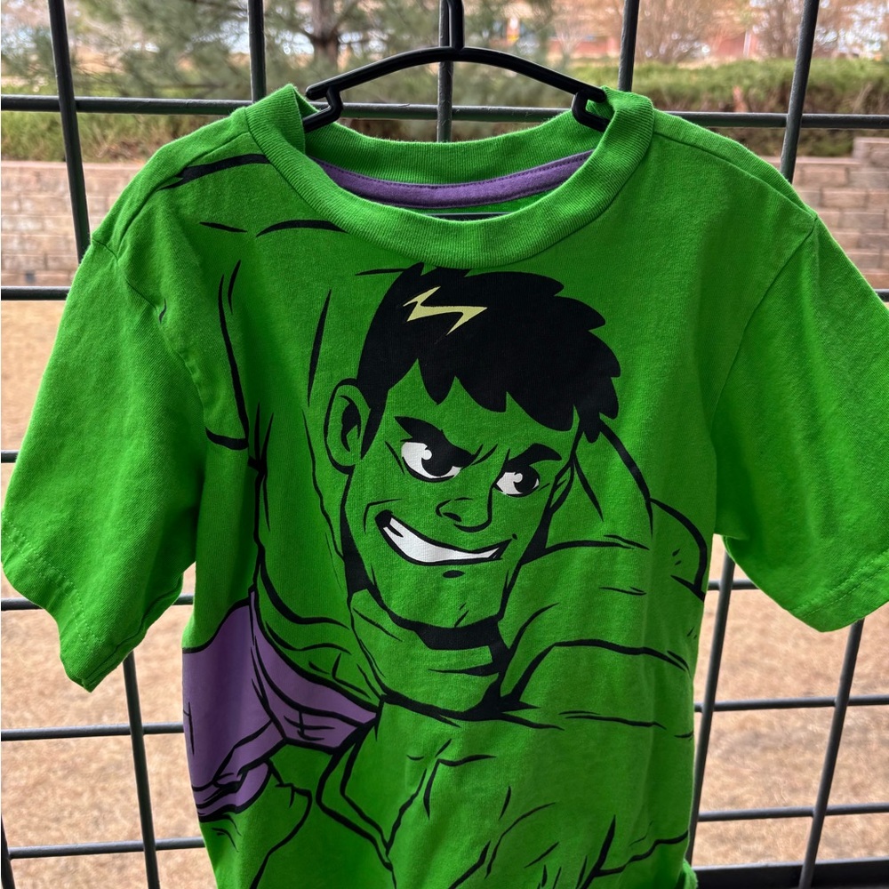 Marvel Boys Bright Green & Purple Hulk Graphic Tee